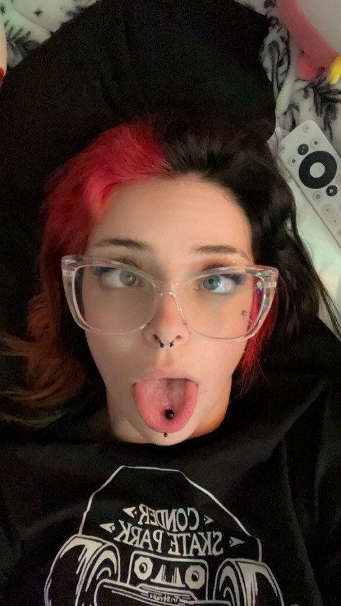 badbloodbabes onlyfans leaked picture 2