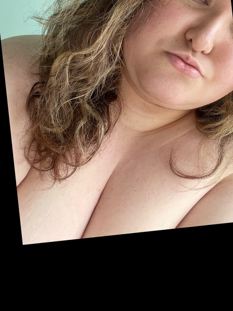 bbwbrunette22 onlyfans leaked picture 1