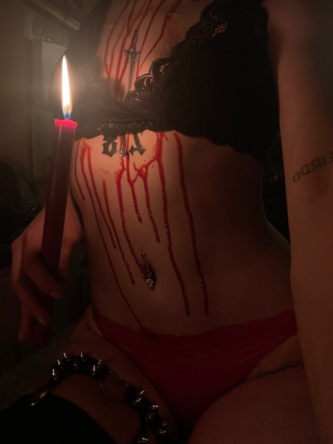 bloodysuccubus218 onlyfans leaked picture 1