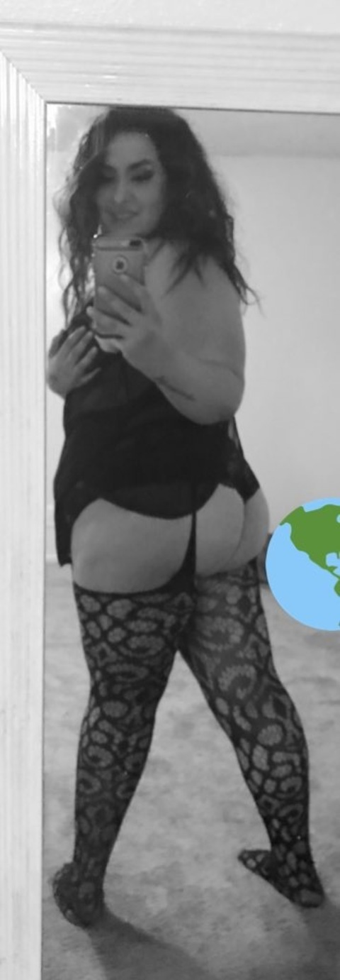 bozzladypeach onlyfans leaked picture 1