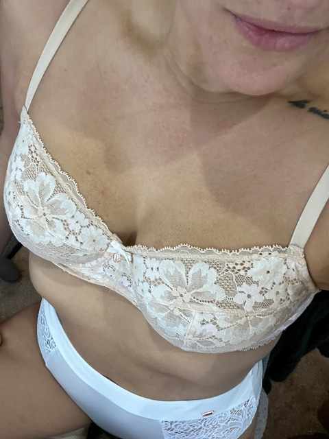 greencate12 onlyfans leaked picture 1