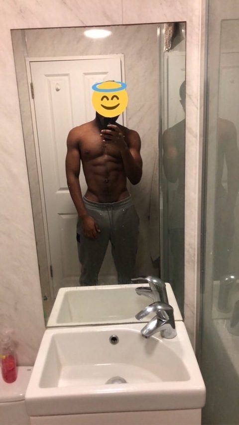 kwindu7 onlyfans leaked picture 1