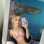 laurynshelly onlyfans leaked picture 1