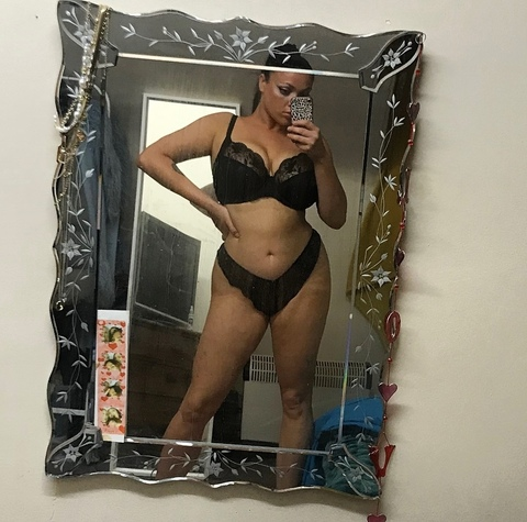 lilybelleviolets onlyfans leaked picture 1