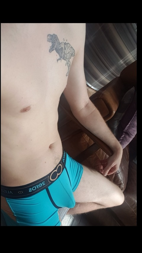 mancguy86 onlyfans leaked picture 1