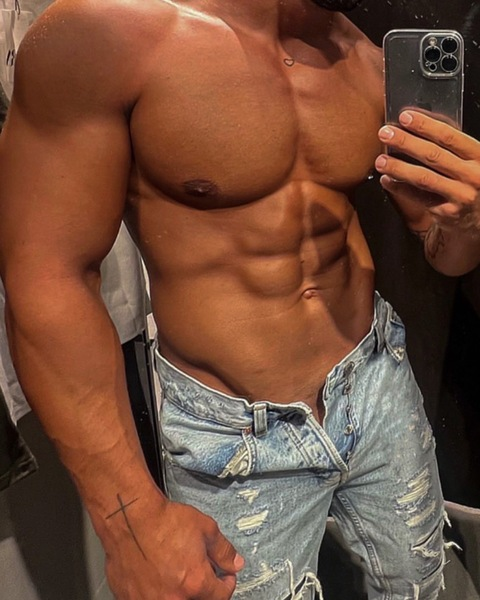 maximomoreno onlyfans leaked picture 1