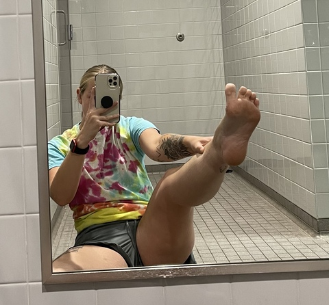 minnesotafeet onlyfans leaked picture 2