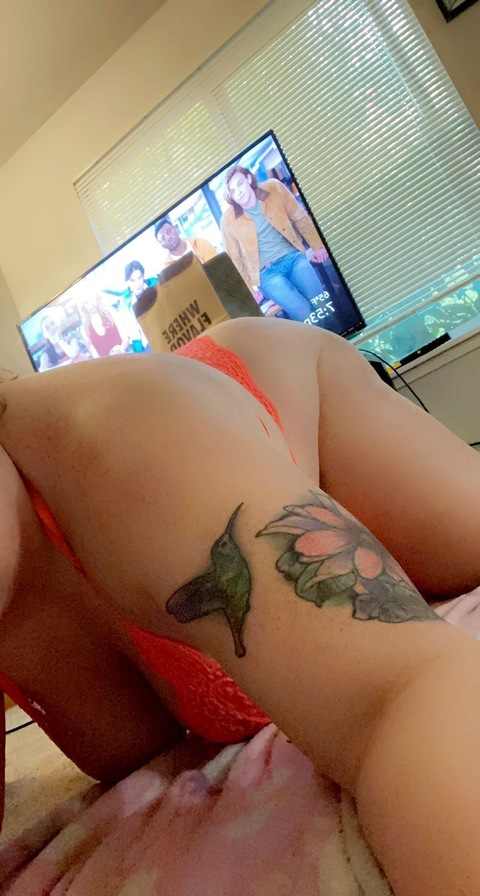 nikkithegemini206 onlyfans leaked picture 1