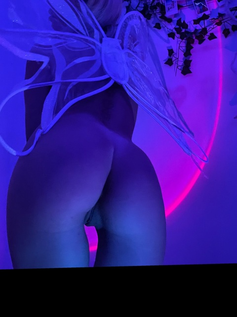 pixieprincess1111 onlyfans leaked picture 1