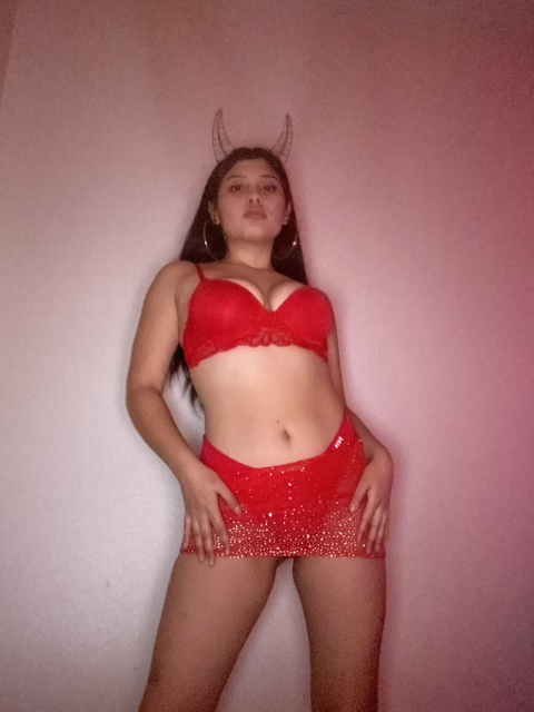 pretty.little.thing22 onlyfans leaked picture 2