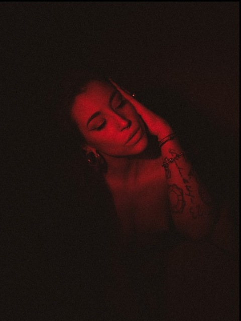 saraaidospalabras onlyfans leaked picture 1