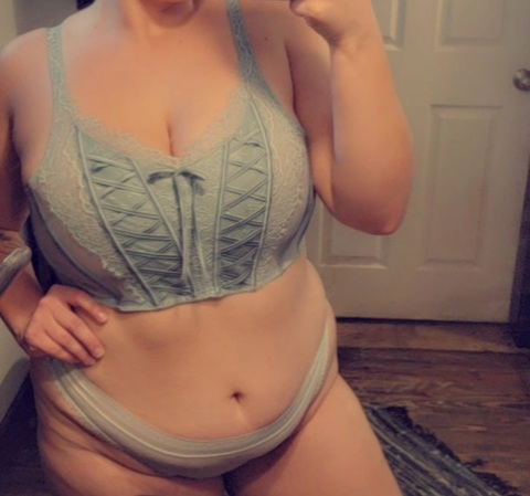 sonnyflower onlyfans leaked picture 1