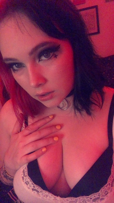 thatsweetsuccubus onlyfans leaked picture 1