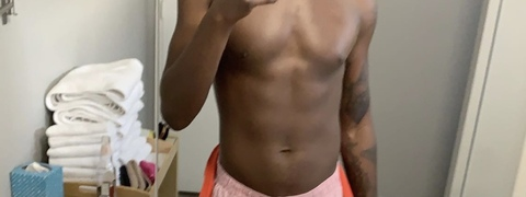 theebonyadams onlyfans leaked picture 1