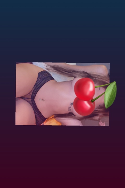 yourfavouritewinter onlyfans leaked picture 2